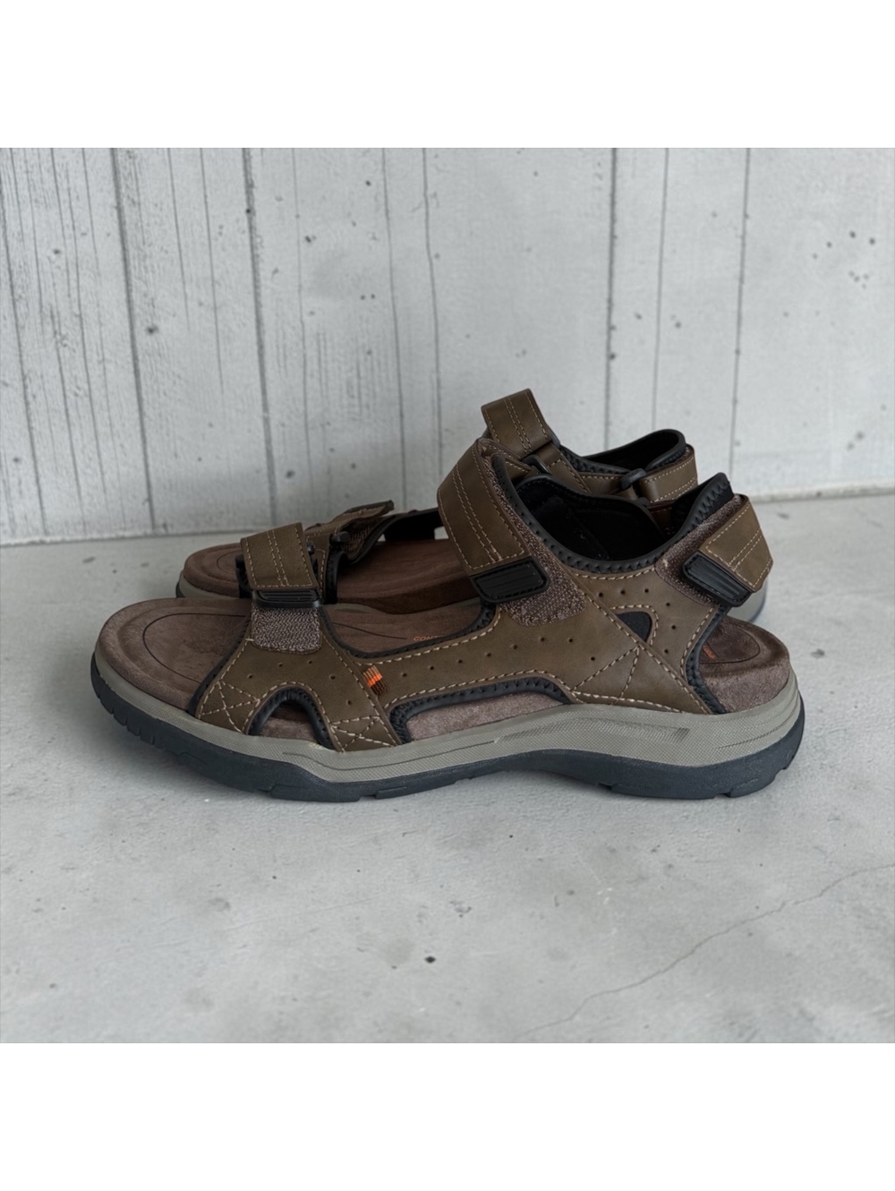 Ozark Trail Men’s Memory Foam Outdoor Hiking Sandals – Brown (Size 11)